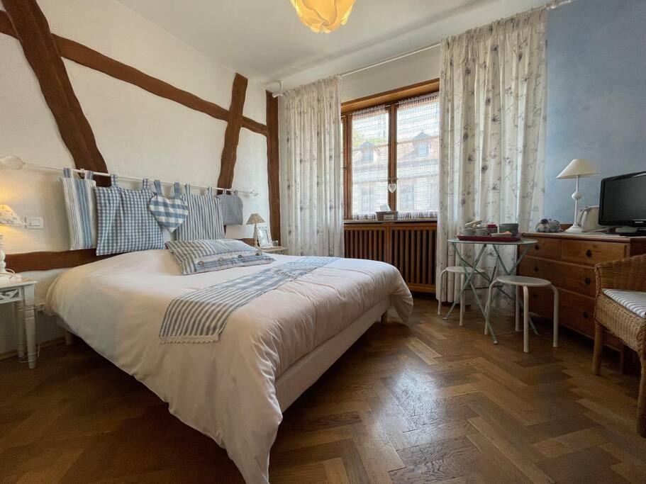 La Petite Chambre Bleue - Centre Historique-2 Pers-Non Accessible Au Personnes A Mobilite Reduite Kaysersberg-Vignoble Dış mekan fotoğraf